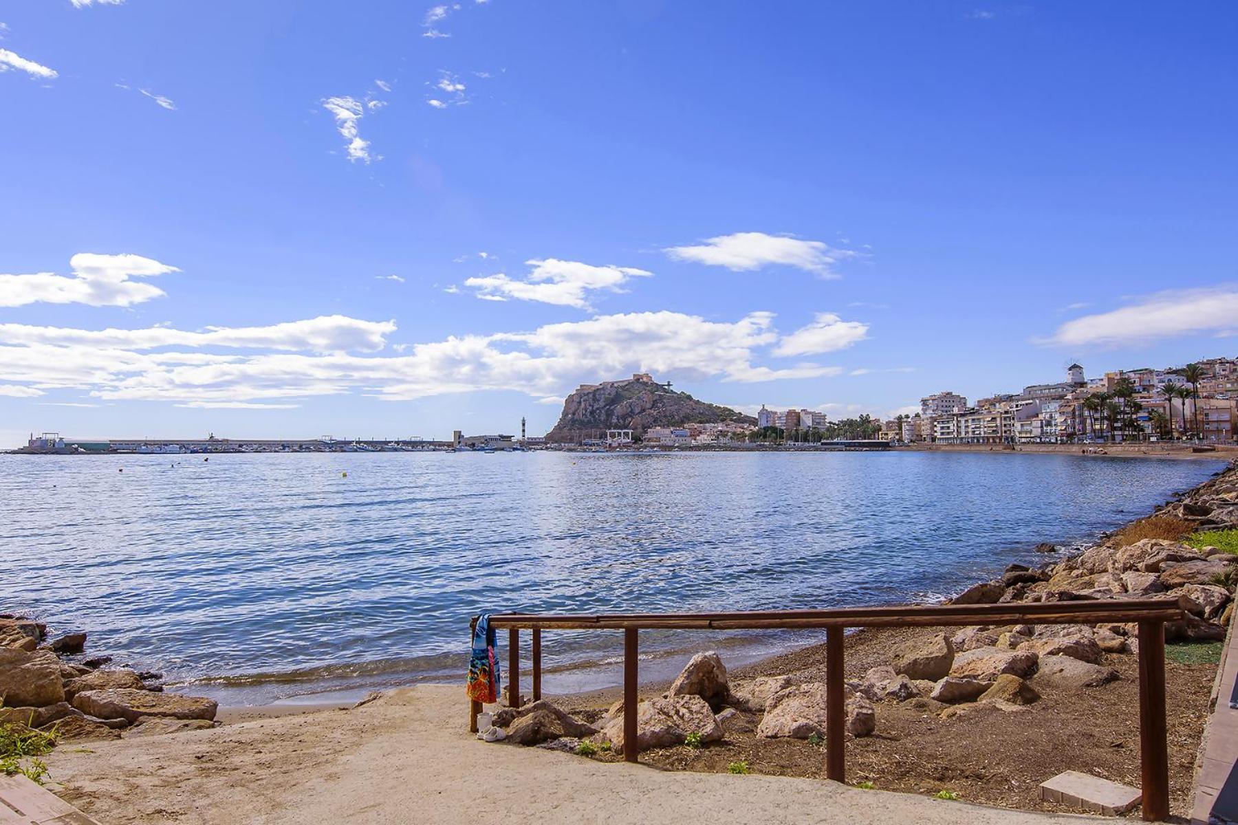 Aguilas Delicias Piscina Wifi Ac Parking Gratis Екстер'єр фото